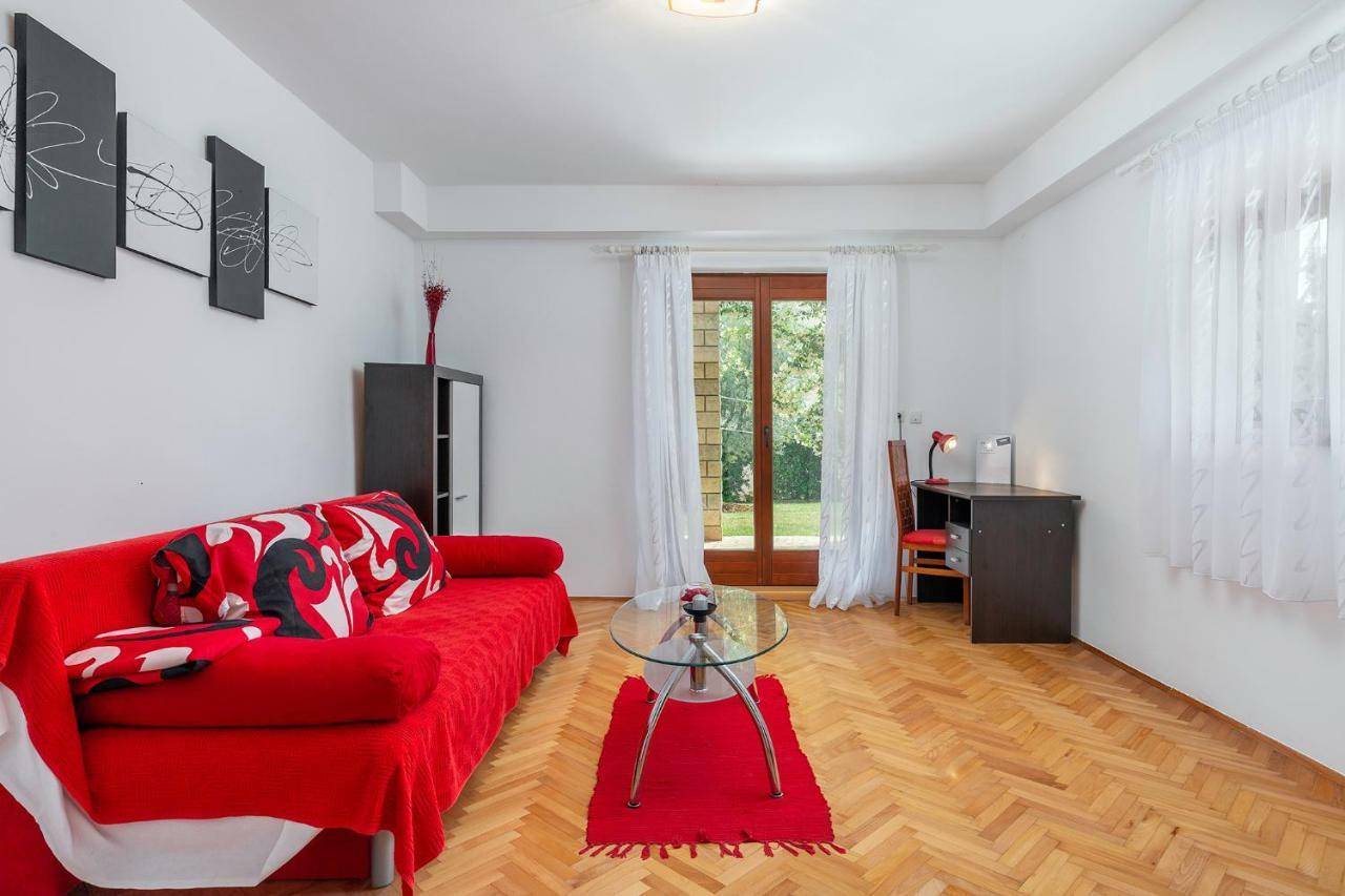 Guest House Ravnic Poreč Kültér fotó